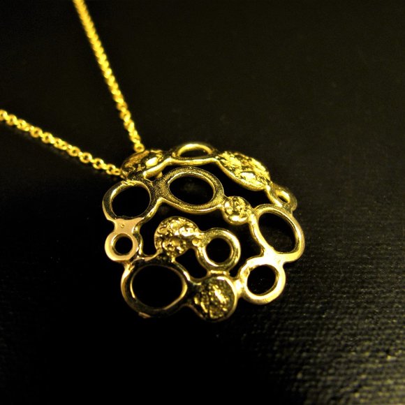 Gold necklace. 14 karat solid yellow gold necklace